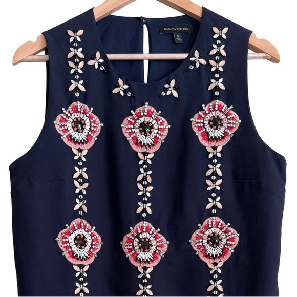 BANANA REPUBLIC Floral Elegant Feminine Embellished Special Occasion Dress Sz M - Picture 3 of 8